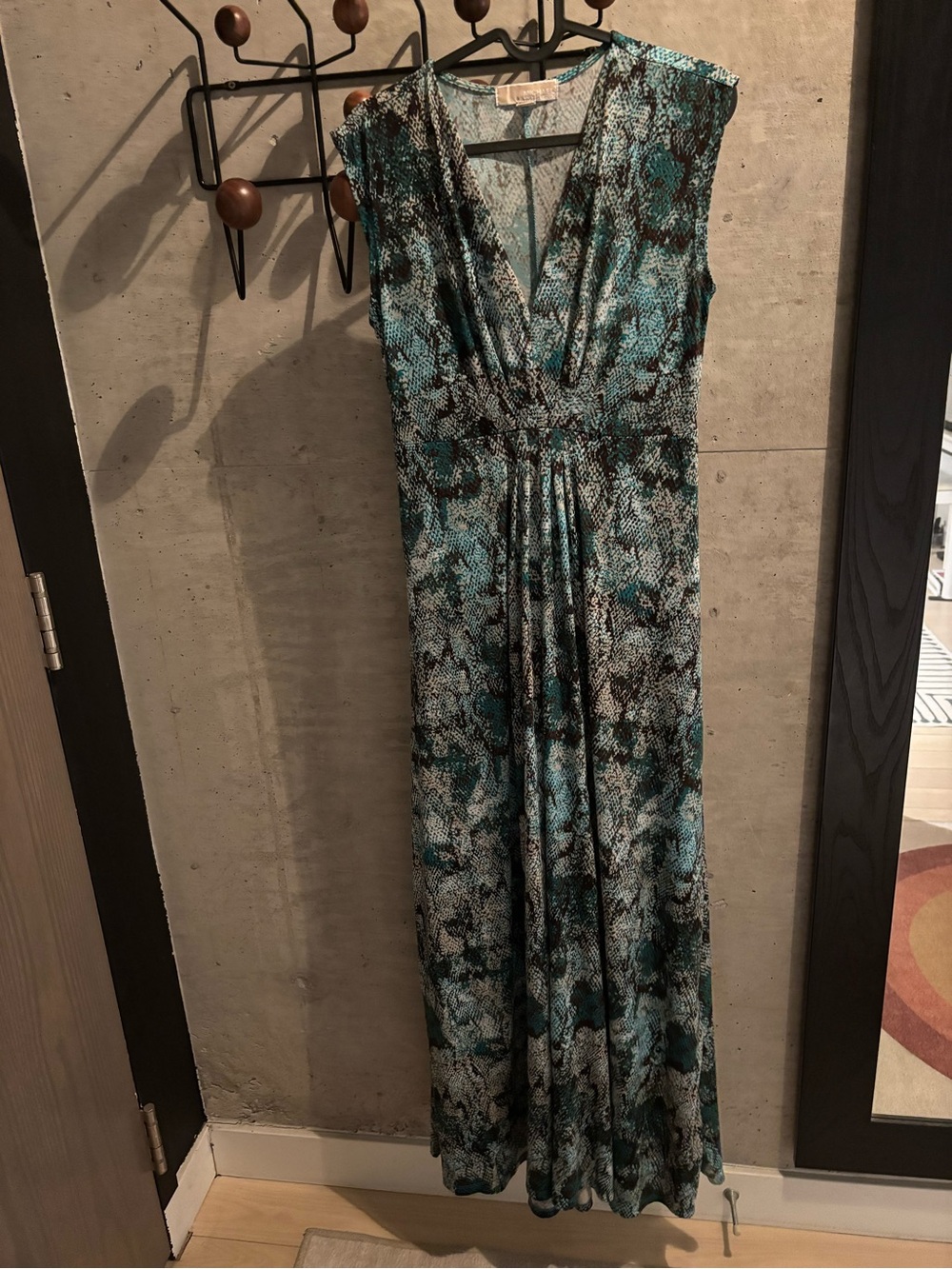 Michael Kors Sleeveless Green Snakeskin Print Maxi Dress in XS
